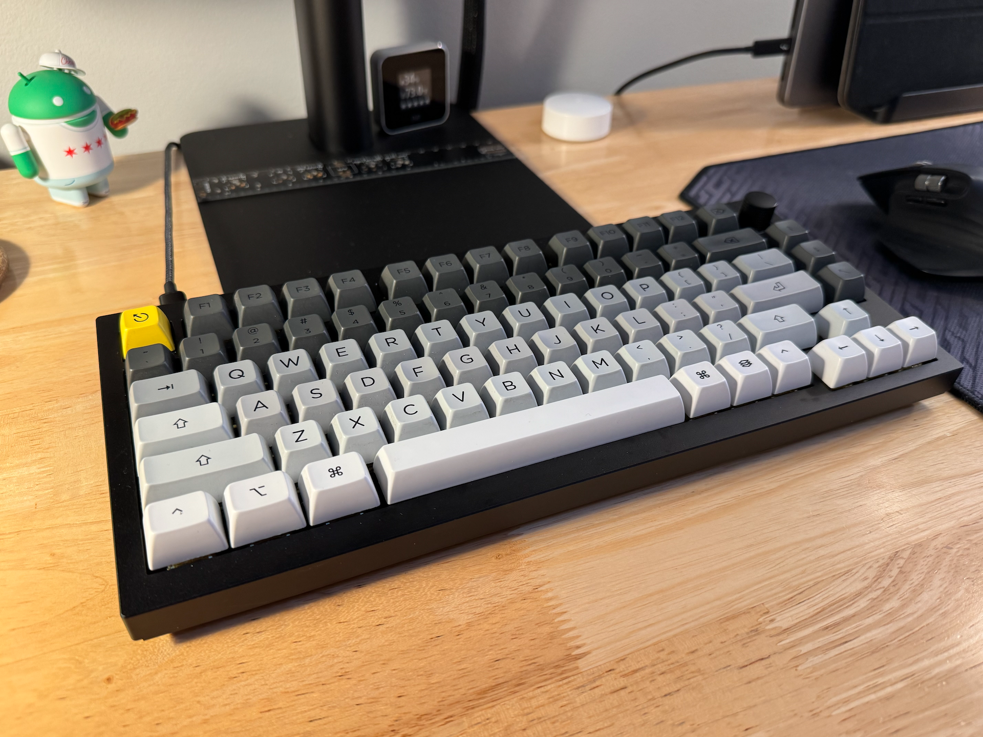 `keychron 75% keyboard with grade caps` output